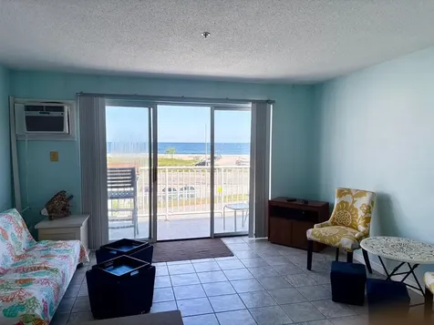 933 Ocean Boulevard Hampton NH 03842