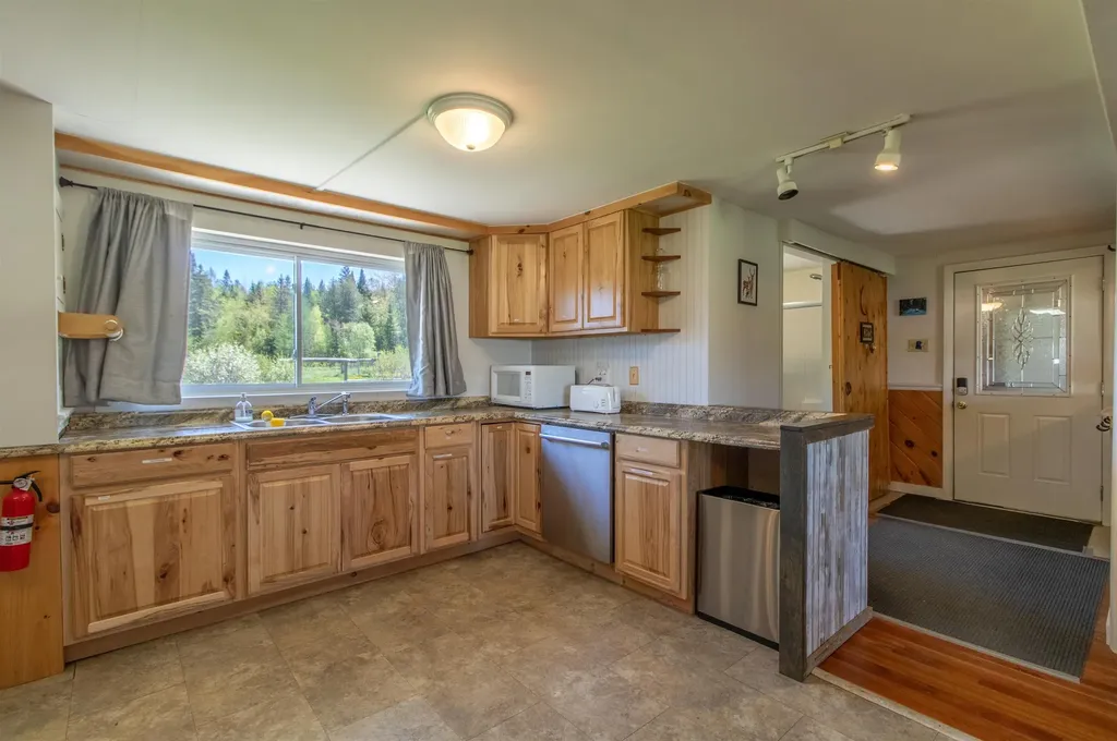 59 Cedar Wood Drive Brighton VT 05846