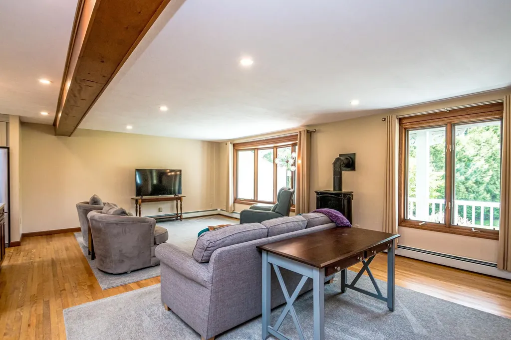 373 Green Hill Road Conway NH 03813