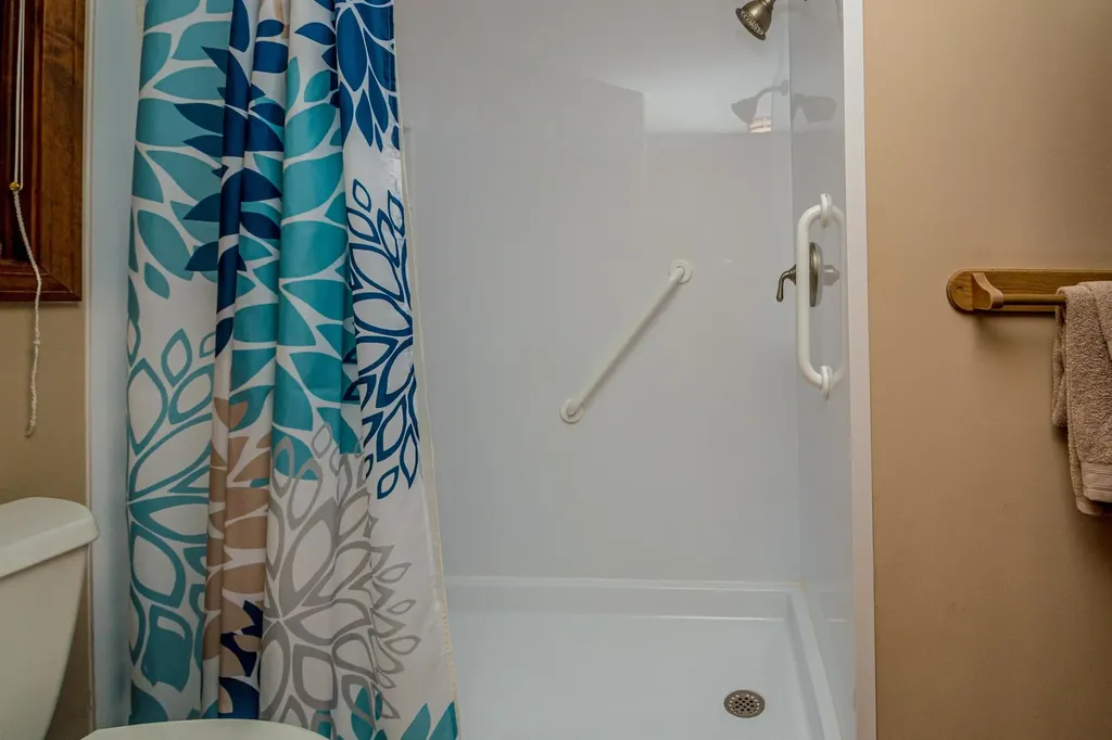 373 Green Hill Road Conway NH 03813