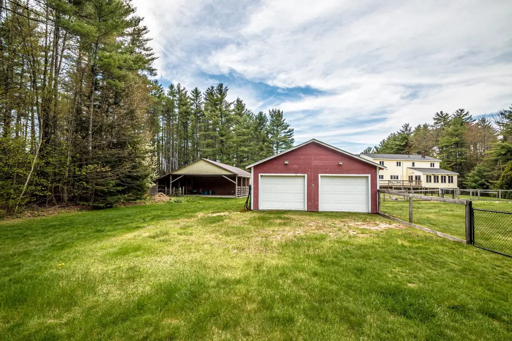 373 Green Hill Road Conway NH 03813