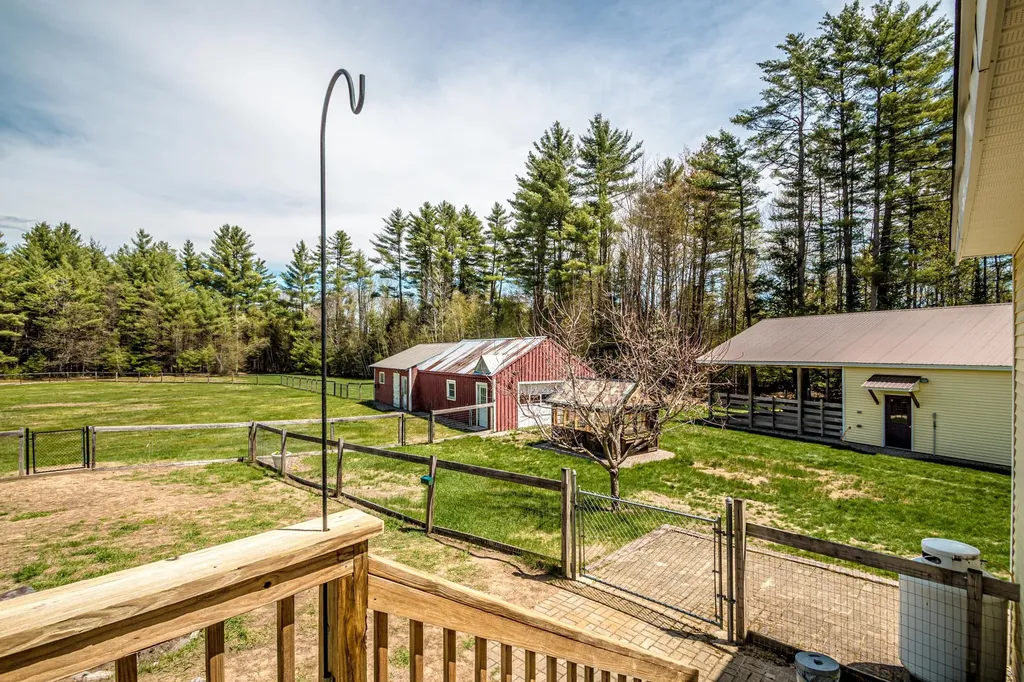 373 Green Hill Road Conway NH 03813