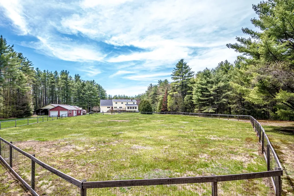 373 Green Hill Road Conway NH 03813
