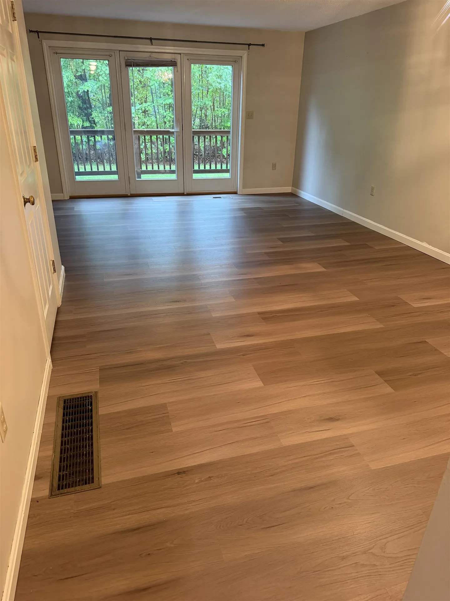 210 Bartemus Trail Nashua NH 03061