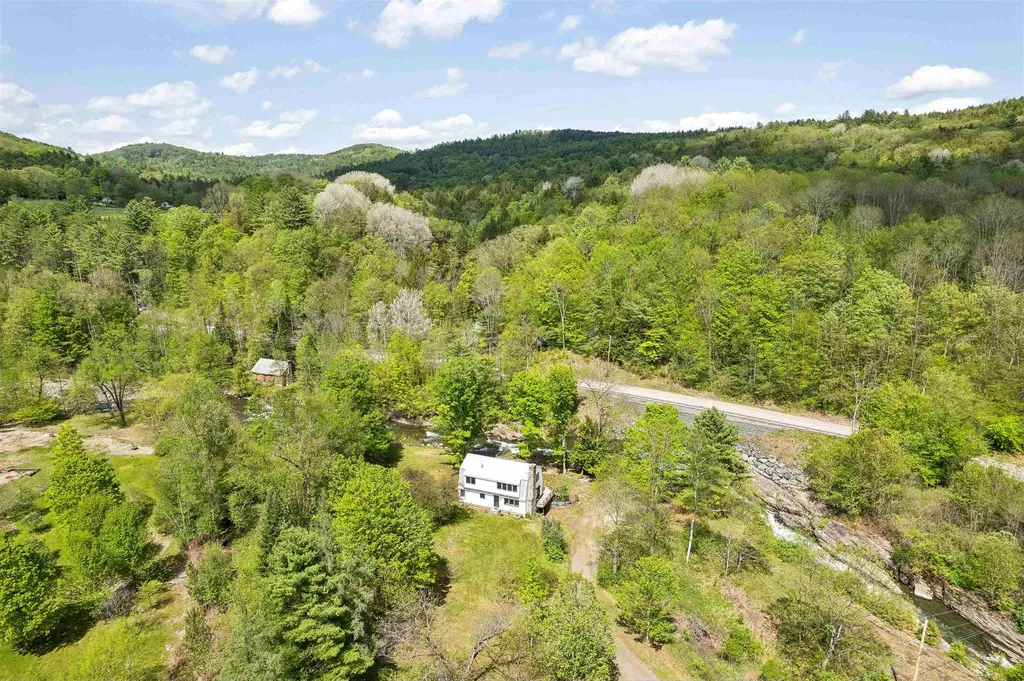119 Ilsley Road Thetford VT 05075