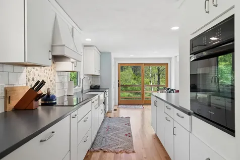 119 Ilsley Road Thetford VT 05075