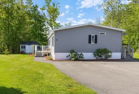 30 Eglin Boulevard Londonderry NH 03053