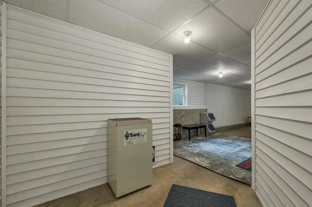 15 Adams Avenue Seabrook NH 03874