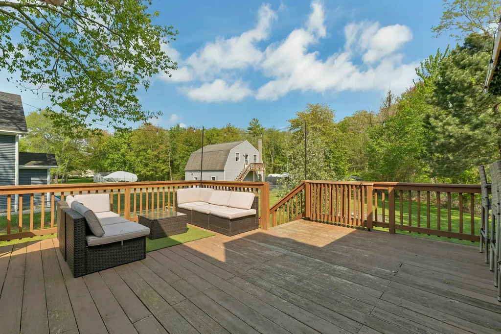 15 Adams Avenue Seabrook NH 03874
