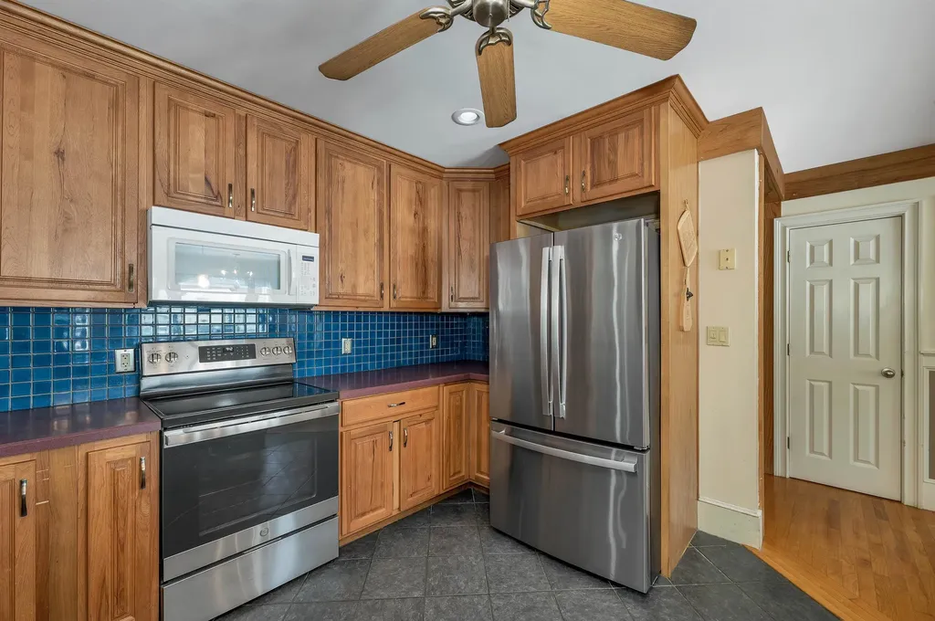 15 Adams Avenue Seabrook NH 03874