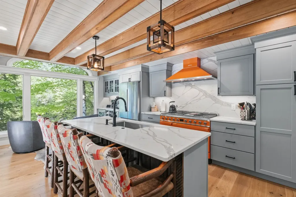 26 Loonwood Drive Lincoln NH 03251