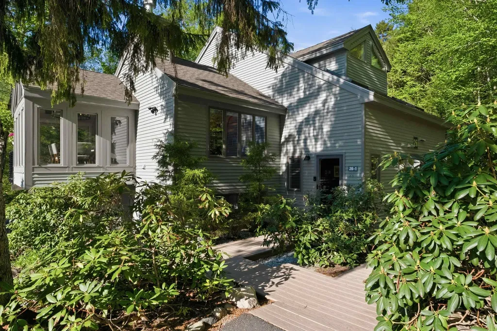 26 Loonwood Drive Lincoln NH 03251