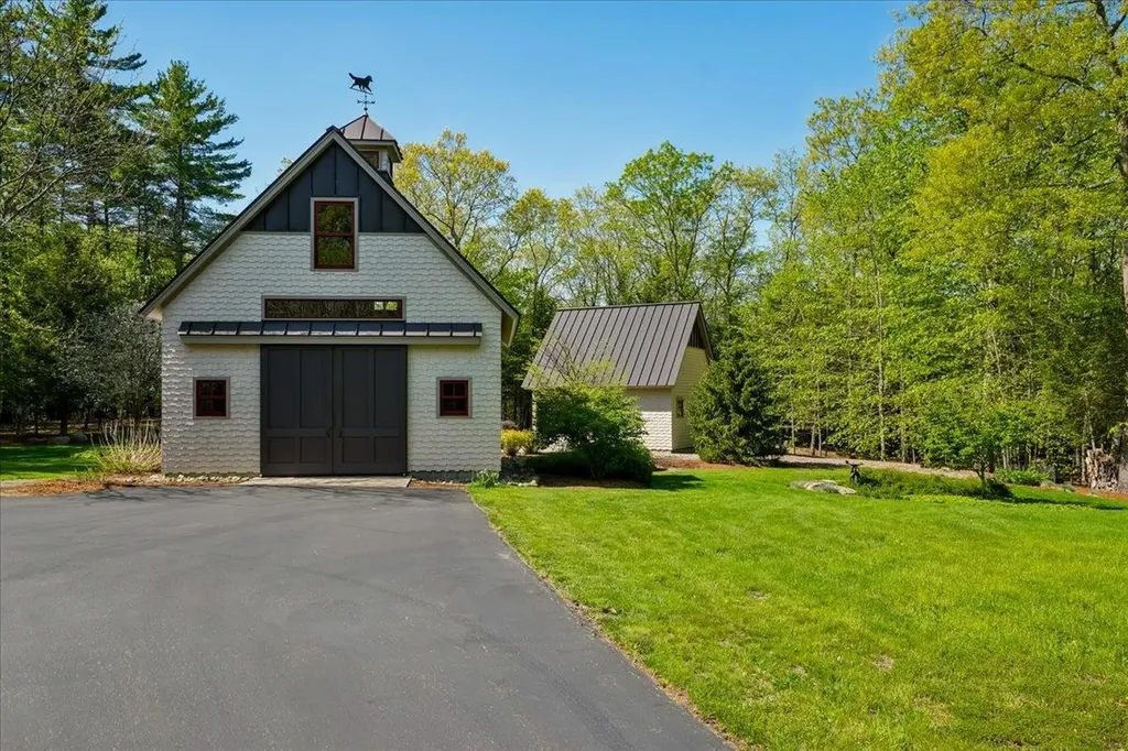 55 Audubon Way Auburn NH 03032