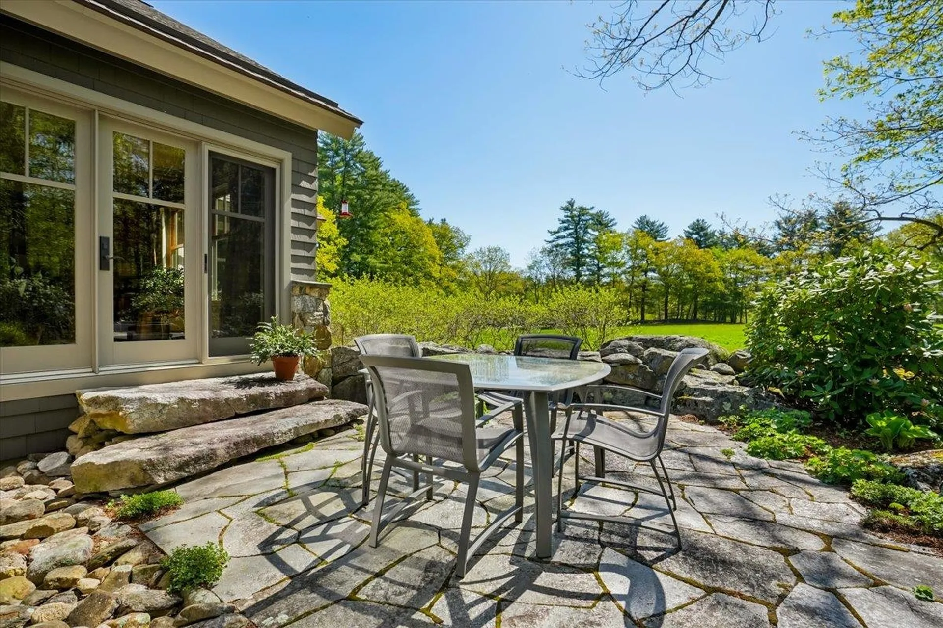 55 Audubon Way Auburn NH 03032