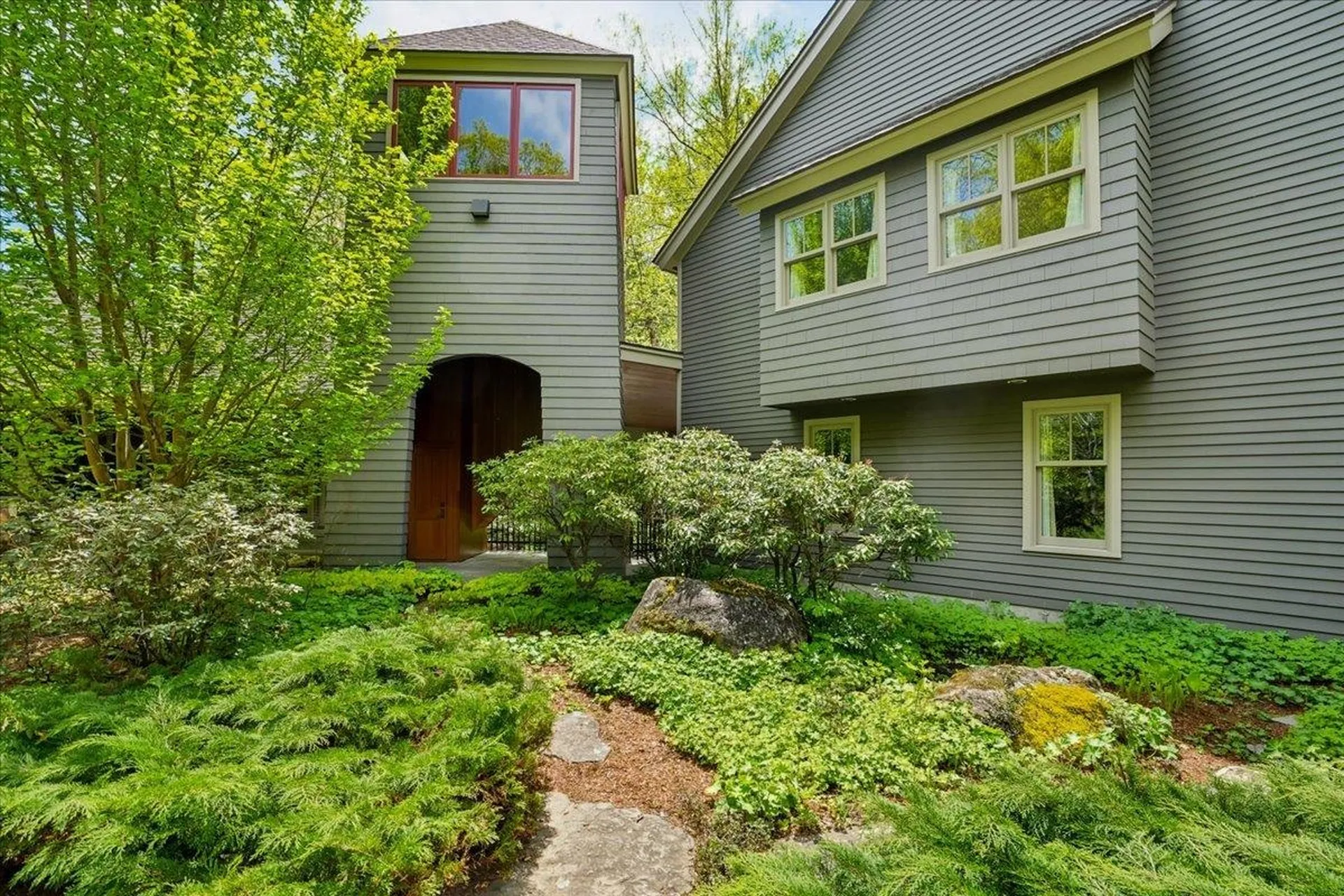 55 Audubon Way Auburn NH 03032