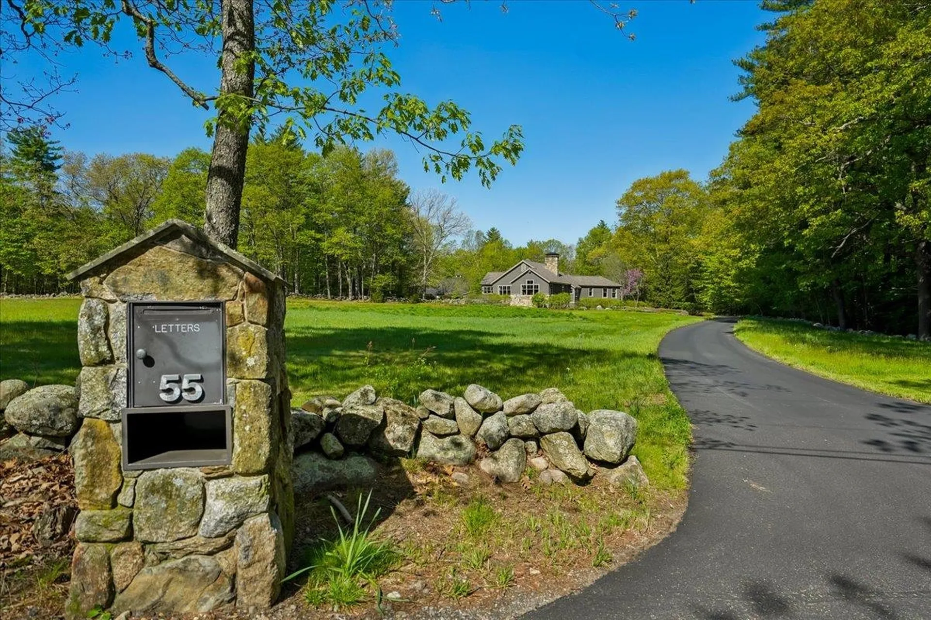 55 Audubon Way Auburn NH 03032