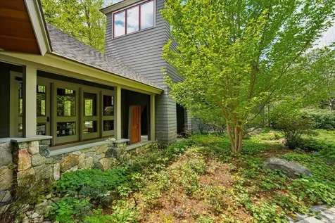 55 Audubon Way Auburn NH 03032