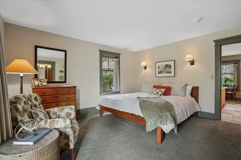 55 Audubon Way Auburn NH 03032