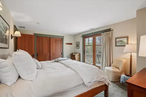 55 Audubon Way Auburn NH 03032