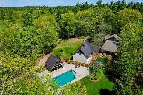 55 Audubon Way Auburn NH 03032