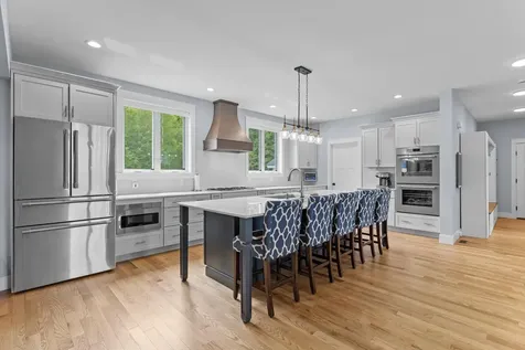 13 Stone Creek Drive Brentwood NH 03833