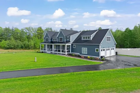 13 Stone Creek Drive Brentwood NH 03833