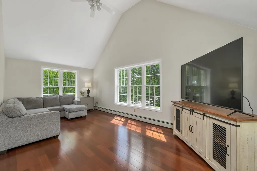 10 Edwin Lane Newmarket NH 03857