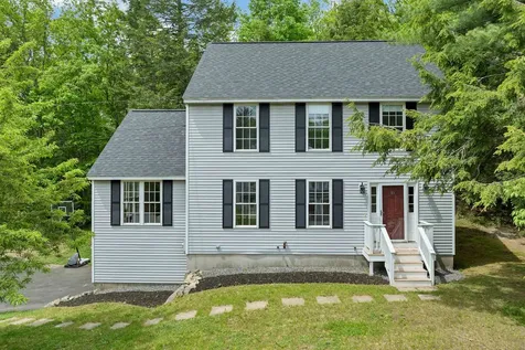 10 Edwin Lane Newmarket NH 03857