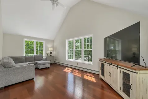 10 Edwin Lane Newmarket NH 03857