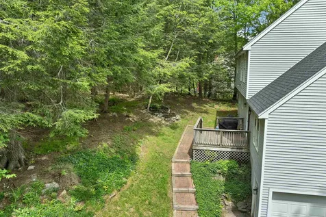 10 Edwin Lane Newmarket NH 03857