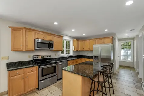 10 Edwin Lane Newmarket NH 03857