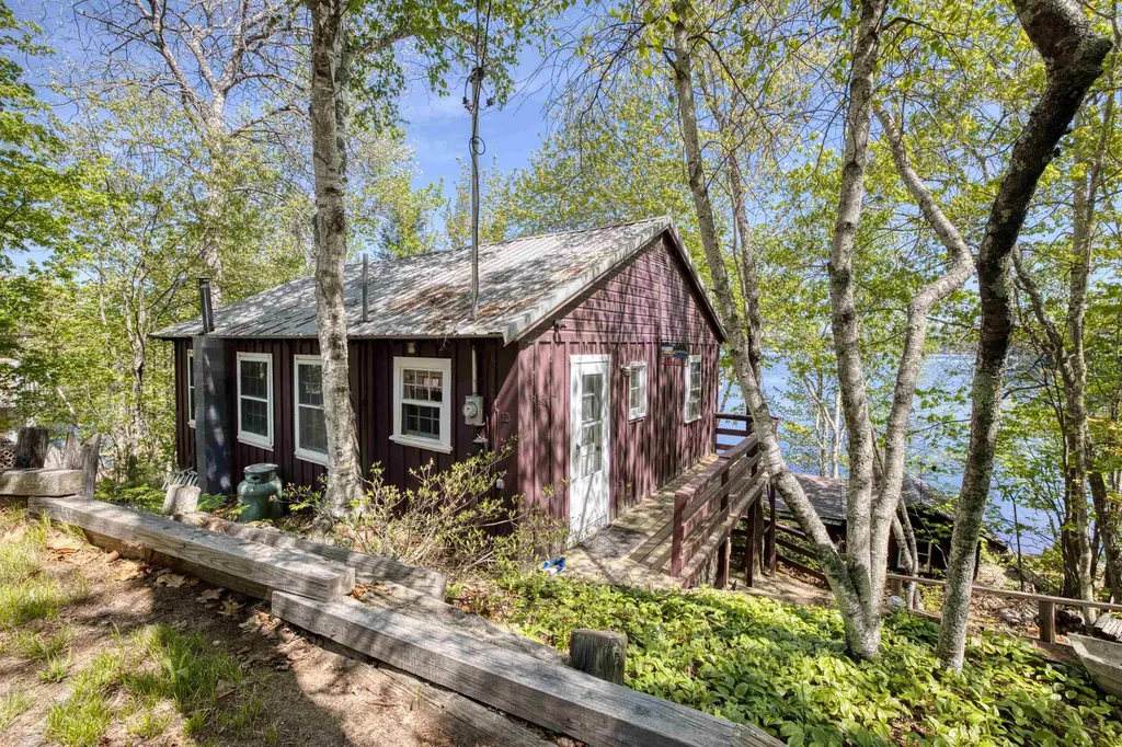 10 Old Broad Bay Road 1 Ossipee NH 03814