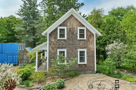 93 Stark Avenue Dover NH 03820