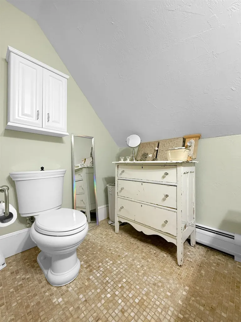 19 Backiel Drive Stewartstown NH 03576