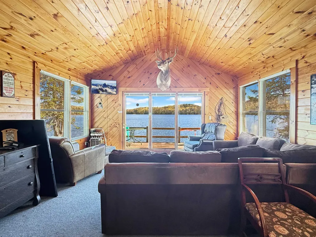 19 Backiel Drive Stewartstown NH 03576