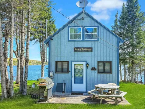 19 Backiel Drive Stewartstown NH 03576