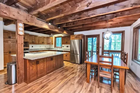 10 Kendall Hill Road Mont Vernon NH 03057