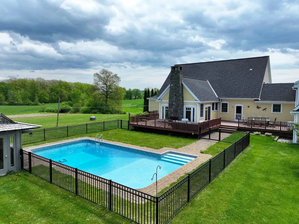 1276 Swinton Road Bridport VT 05734