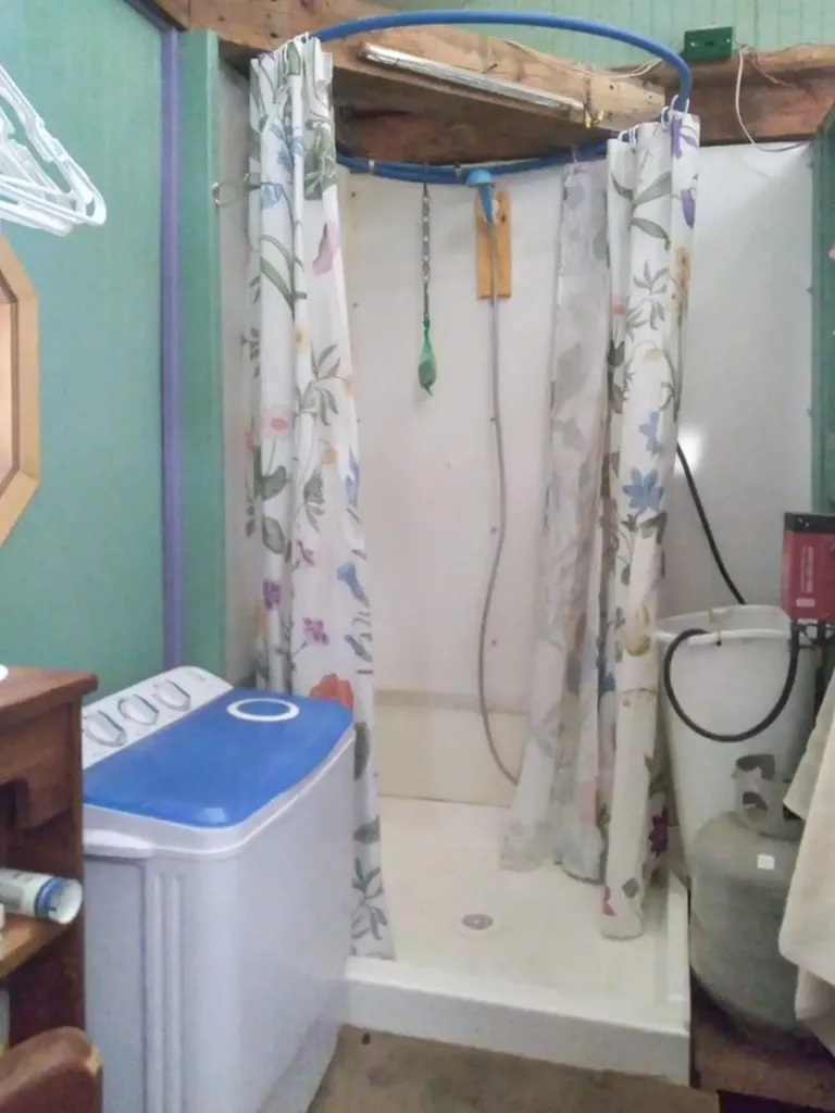 11 Roy Boulevard Pittsburg NH 03592