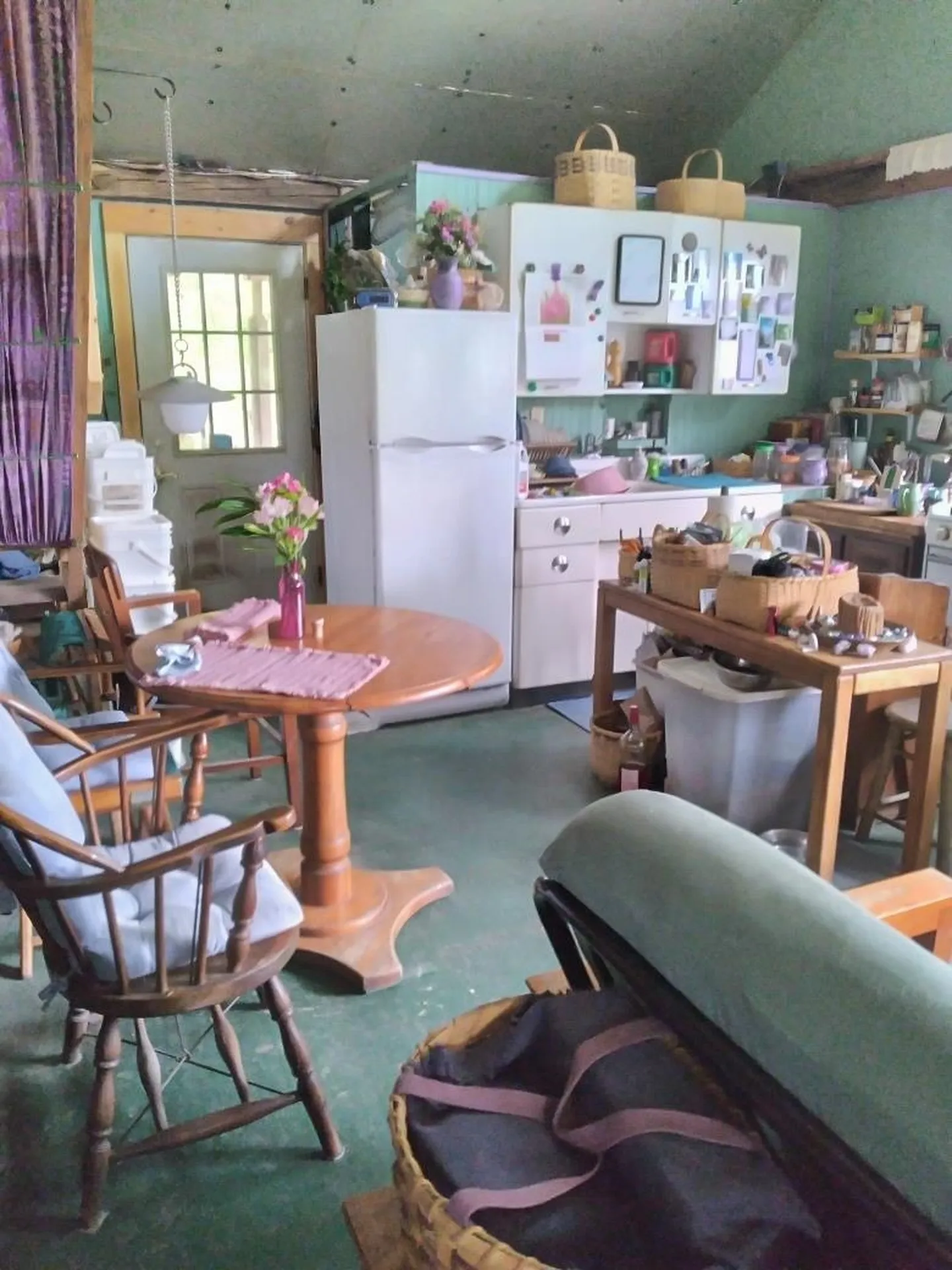 11 Roy Boulevard Pittsburg NH 03592