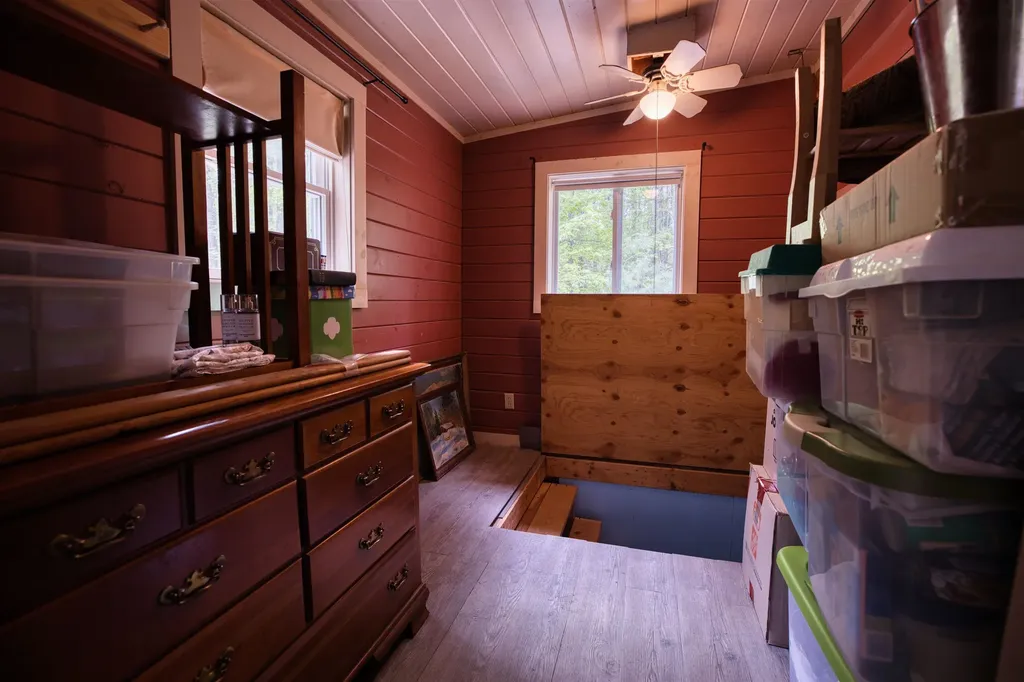 31 Stoddard Lane Freedom NH 03836