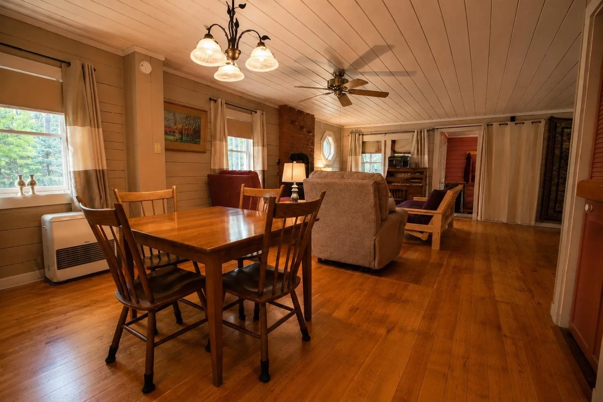 31 Stoddard Lane Freedom NH 03836