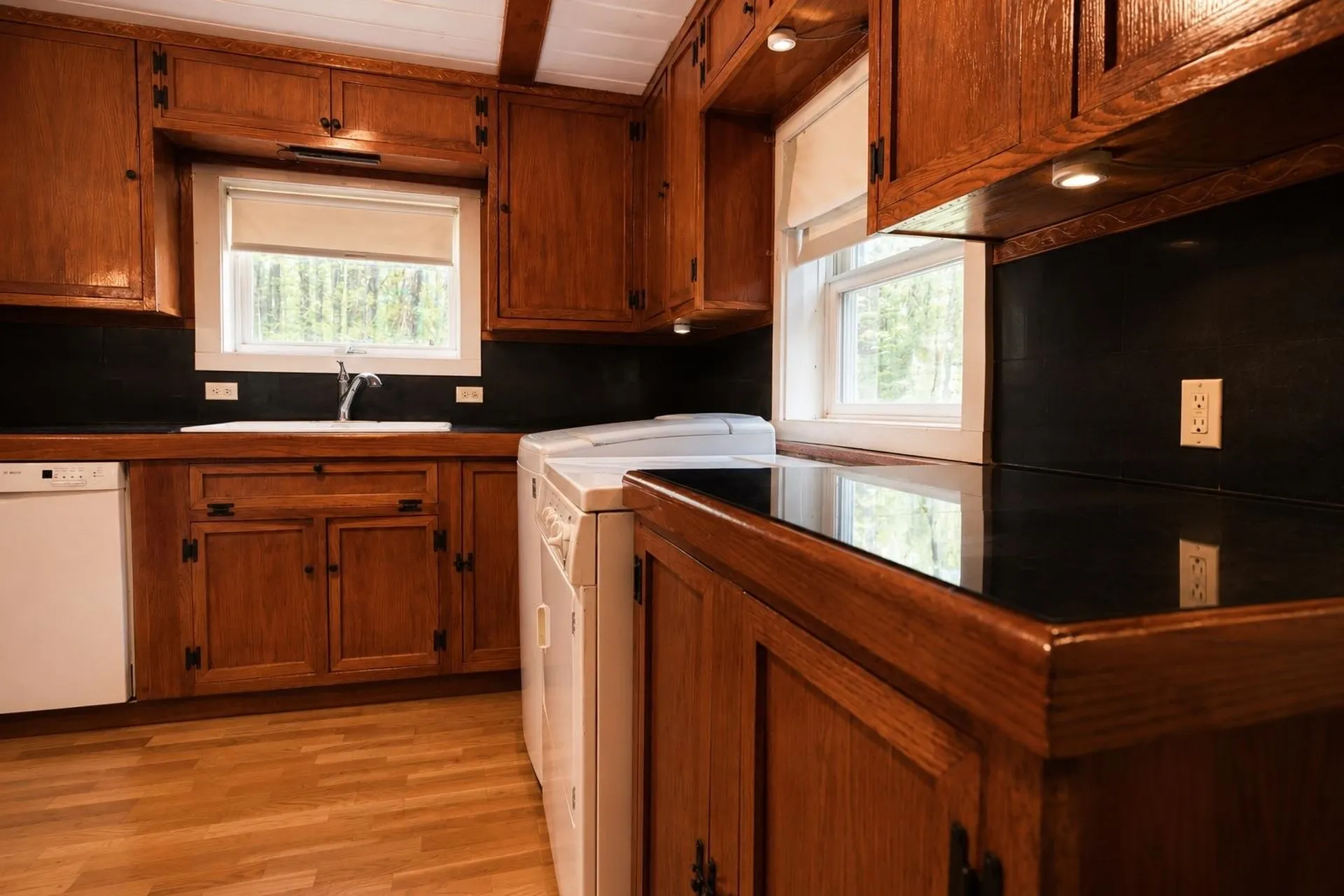 31 Stoddard Lane Freedom NH 03836