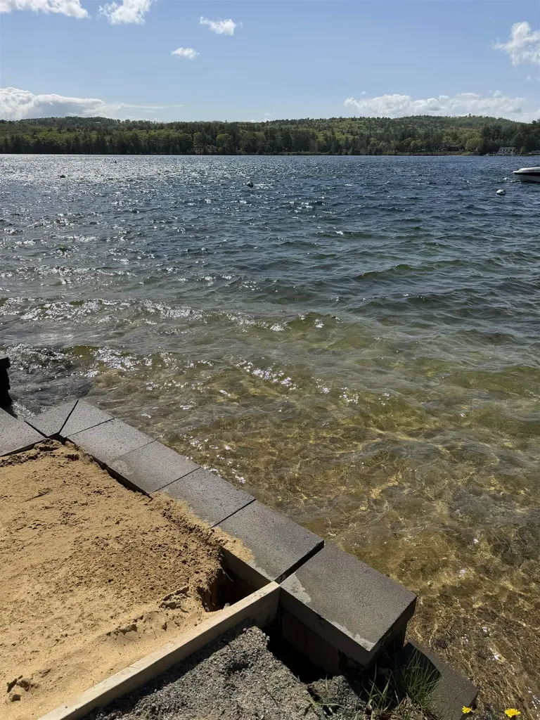 4 Timber Lane Laconia NH 03246