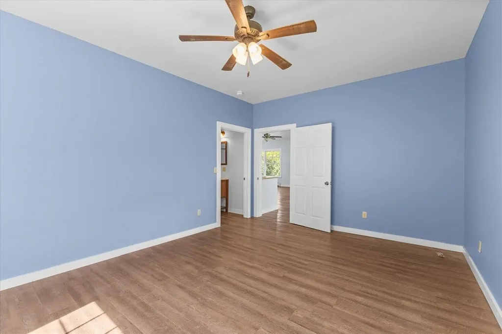 105 Sweeney Farm Road Georgia VT 05478
