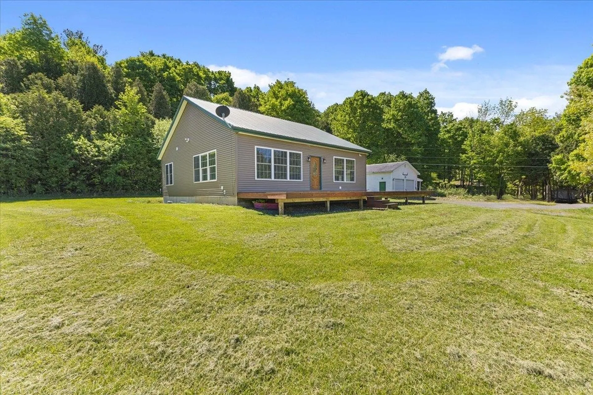 105 Sweeney Farm Road Georgia VT 05478