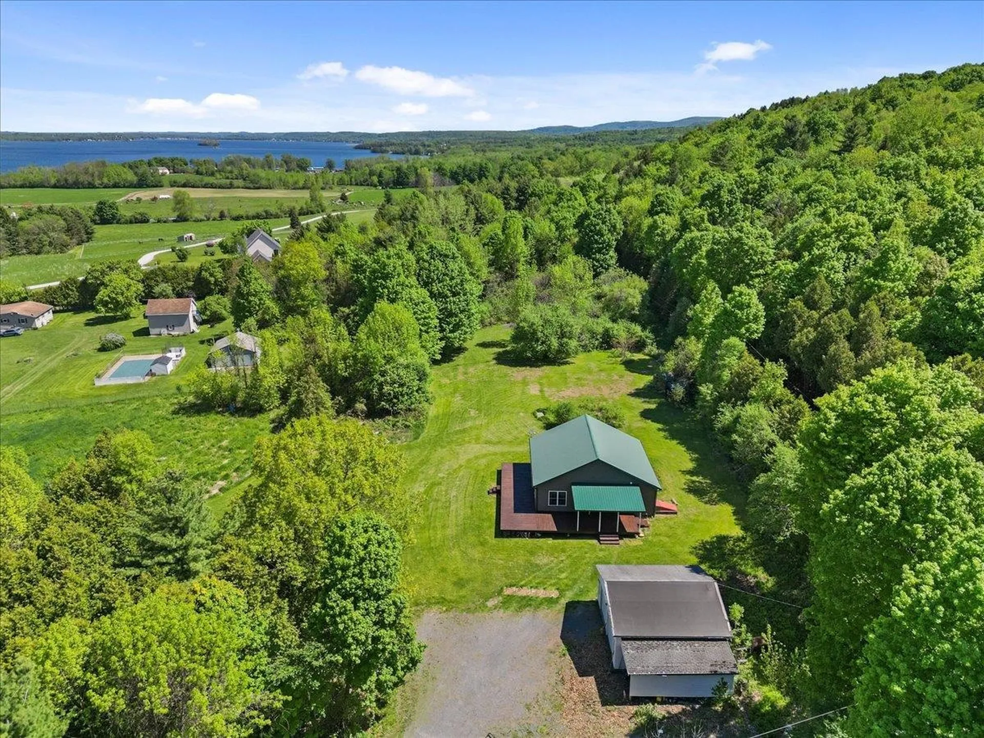 105 Sweeney Farm Road Georgia VT 05478