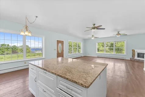 105 Sweeney Farm Road Georgia VT 05478