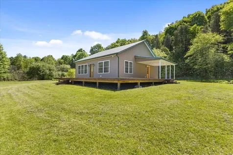 105 Sweeney Farm Road Georgia VT 05478