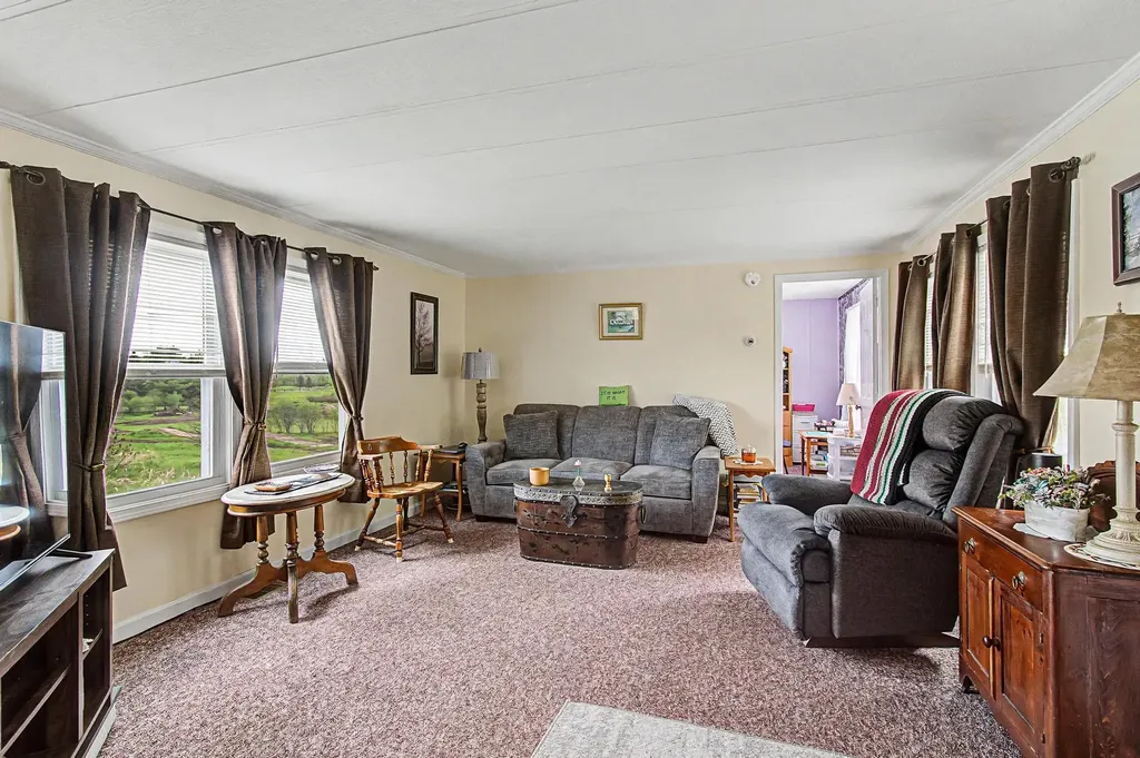450 Bronson Road Georgia VT 05478